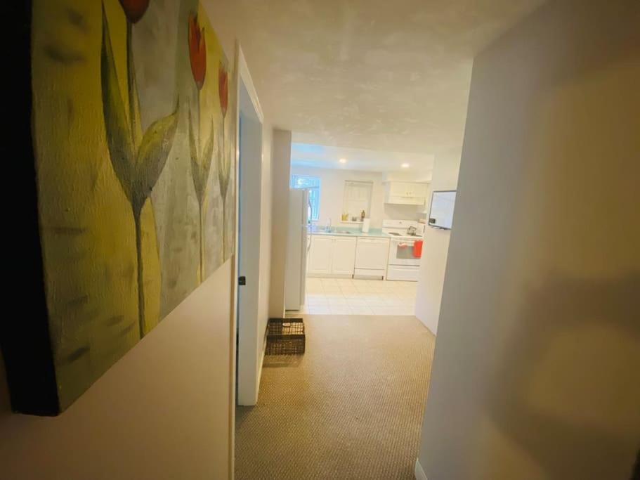 Artistic Apartment Near Downtown วิกตอเรีย ภายนอก รูปภาพ